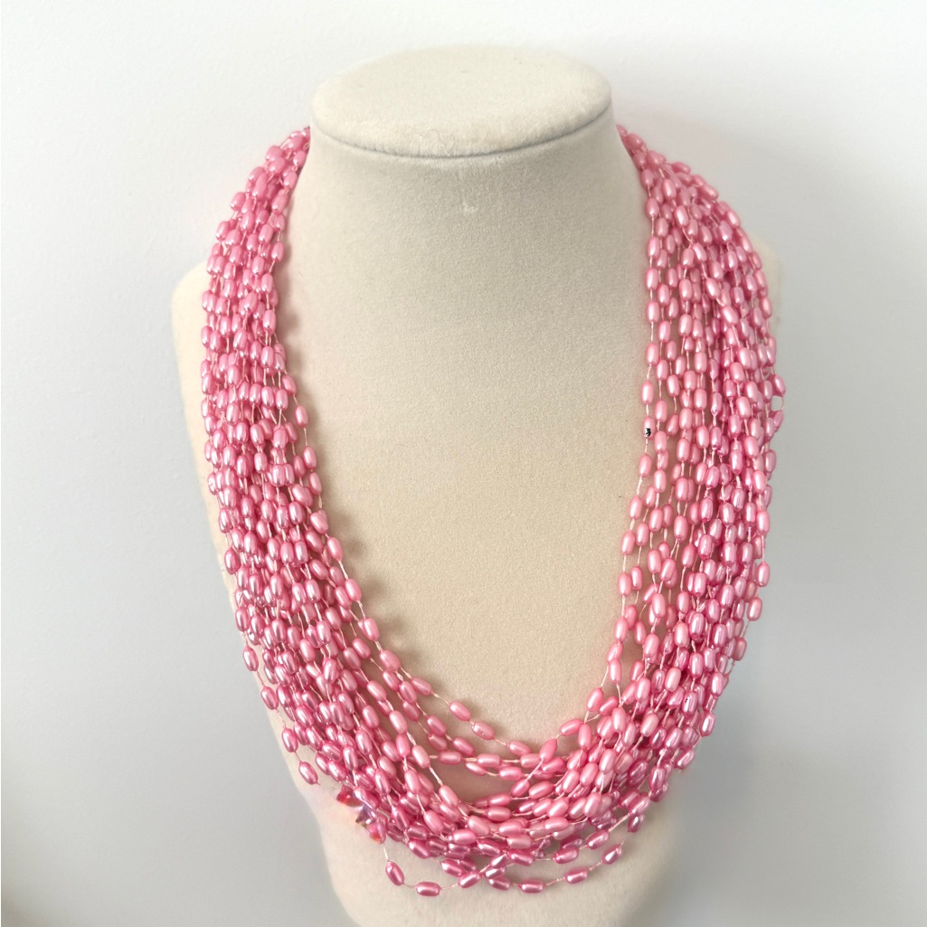 Vintage Pink Beaded Necklace 25$